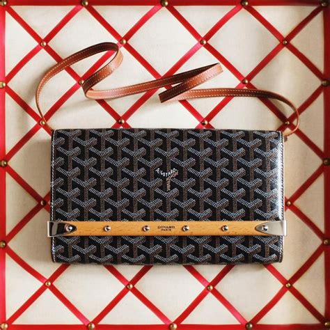 clutch goyard|goyard monte carlo clutch.